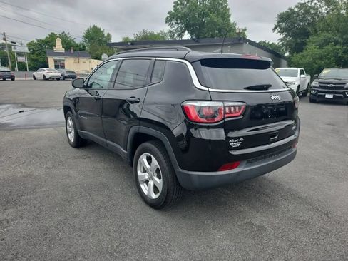 Used 2020 Jeep Compass Latitude w/ Cold Weather Group AWD/4WD image 5