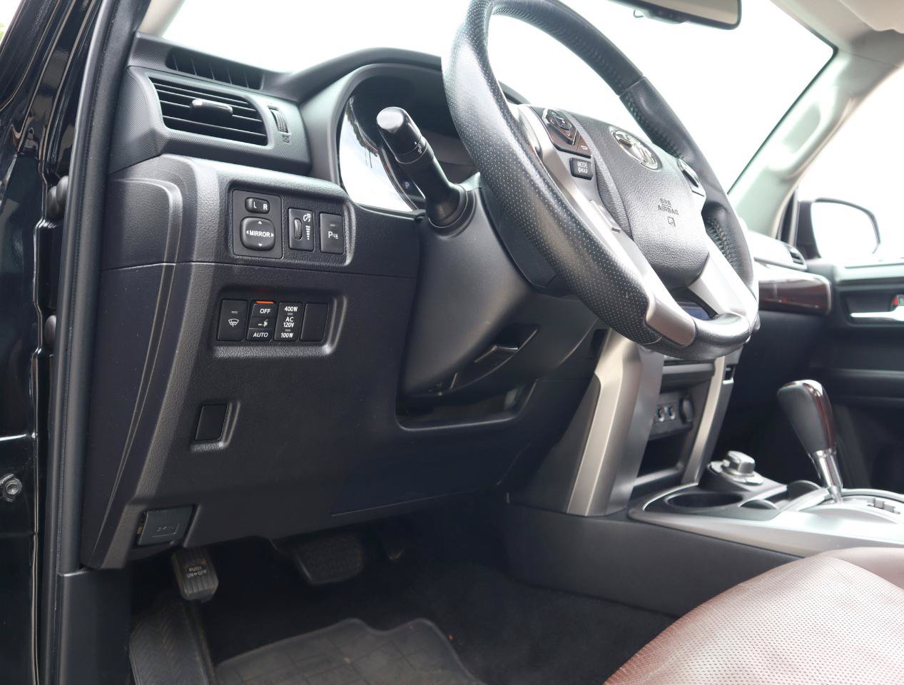 Used 2016 Toyota 4Runner Limited AWD/4WD image 41