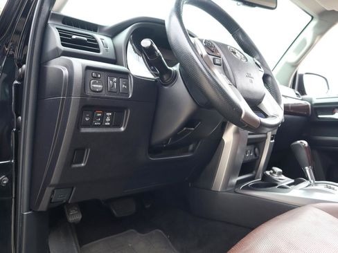 Used 2016 Toyota 4Runner Limited AWD/4WD image 41