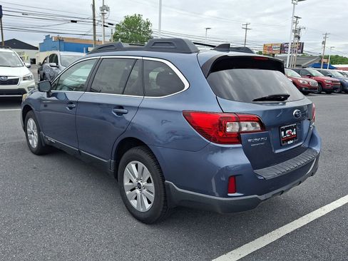 Used 2016 Subaru Outback 2.5i Premium AWD/4WD image 6