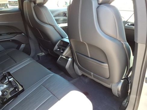 New 2026 Cadillac Lyriq Sport w/ LPO, ONYX Package AWD/4WD image 21