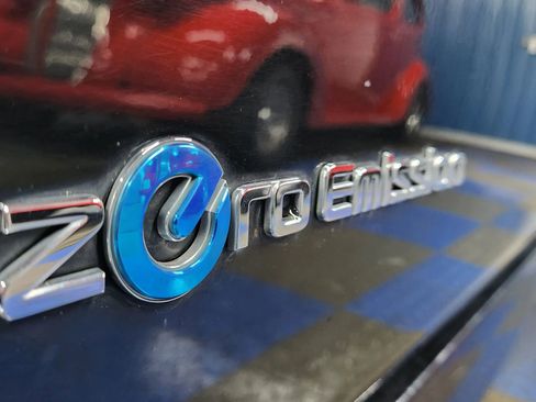 Used 2019 Nissan Leaf SL w/ SL Technology Package image 51