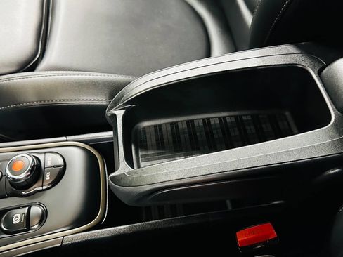 Used 2019 MINI Cooper Countryman S w/ Storage Package image 23