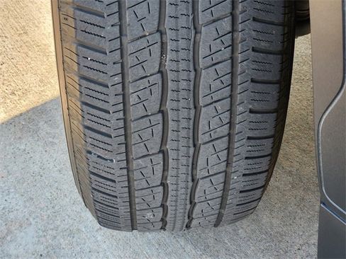 Used 2023 GMC Sierra 1500 Elevation image 11