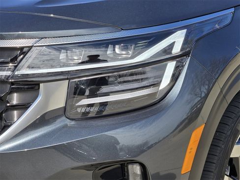 New 2026 Kia Seltos SX image 6