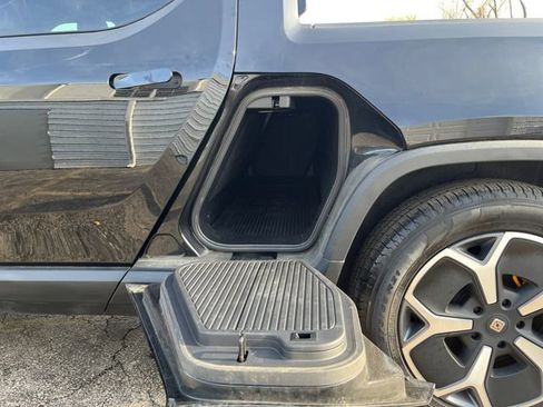 Used 2023 Rivian R1T Adventure AWD/4WD image 21