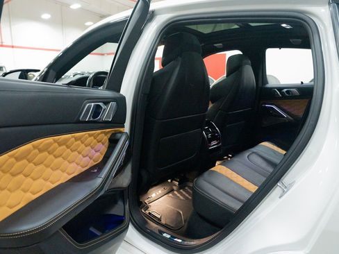 Used 2021 BMW X6 M w/ Competition Package image 23