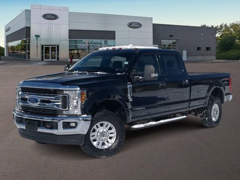 Used 2019 Ford F350 XLT w/ XLT Value Package image 1