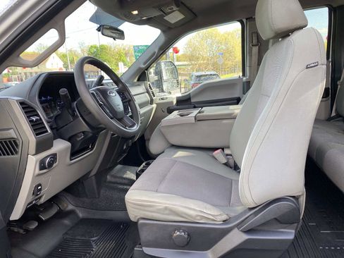 Used 2019 Ford F250 XL w/ STX Appearance Package AWD/4WD image 12