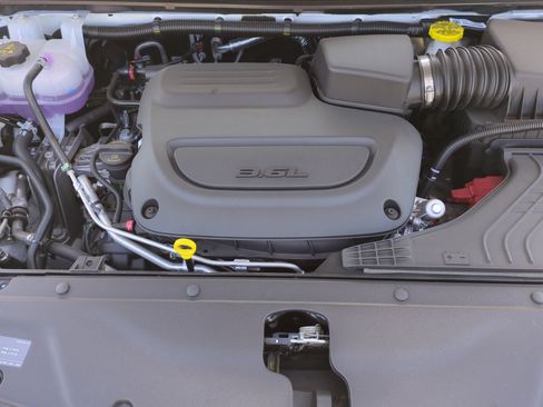 New 2026 Chrysler Pacifica Select FWD image 21
