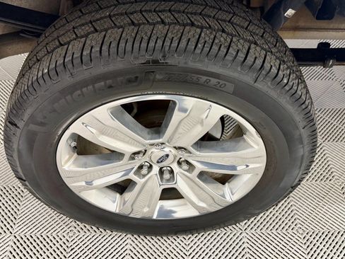 Used 2016 Ford F150 Platinum w/ Max Trailer Tow Package image 42