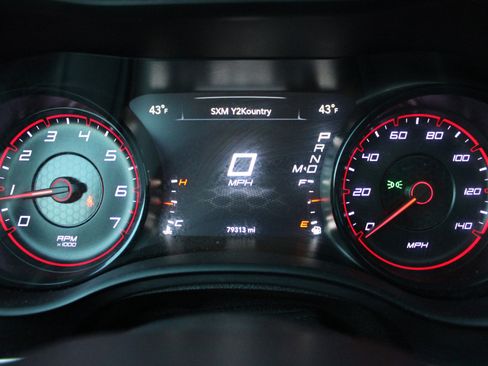 Used 2018 Dodge Charger SXT Plus w/ Blacktop Package image 18