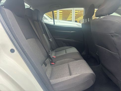 Used 2025 Toyota Camry LE image 37