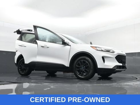 Certified 2020 Ford Escape SE AWD/4WD image 31