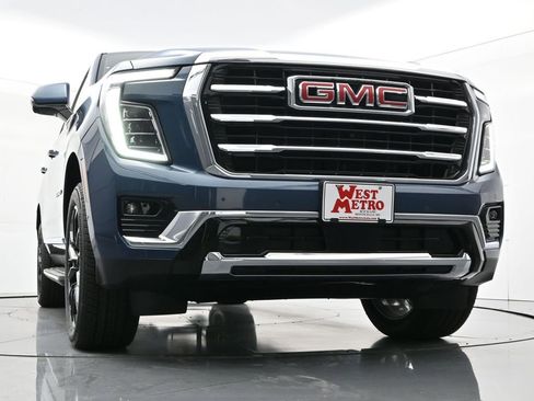 New 2026 GMC Yukon Elevation w/ LPO, Floor Liner Package AWD/4WD image 31