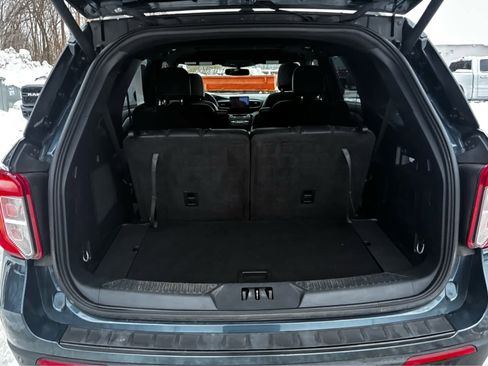 Used 2023 Ford Explorer ST-Line w/ Class IV Trailer Tow Package image 14