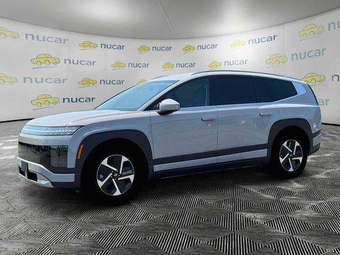 New 2026 Hyundai Ioniq 9 SE image 3