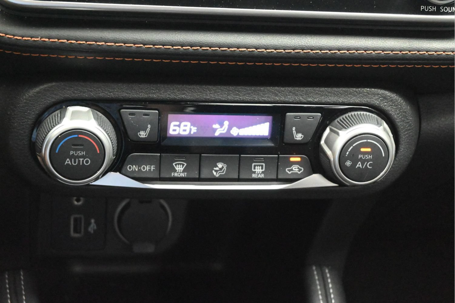 Used 2020 Nissan Kicks SR w/ SR Premium Package FWD image 17