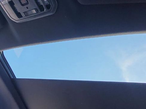 Used 2025 Toyota Tundra Limited image 18