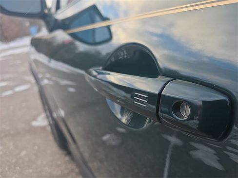 Certified 2023 Nissan Pathfinder SL w/ Black Appearance Package image 29