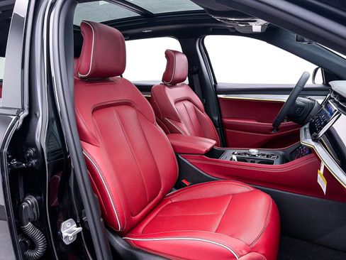 Used 2024 Jeep Wagoneer Launch Edition image 42