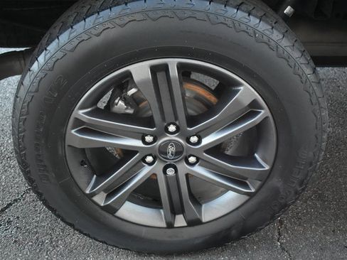 Used 2022 Ford F150 Lariat w/ Equipment Group 502A High image 56