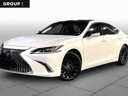 Used 2020 Lexus ES 300h w/ Accessory Package 2 FWD image 1
