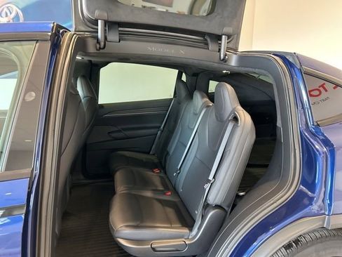 Used 2024 Tesla Model X image 12