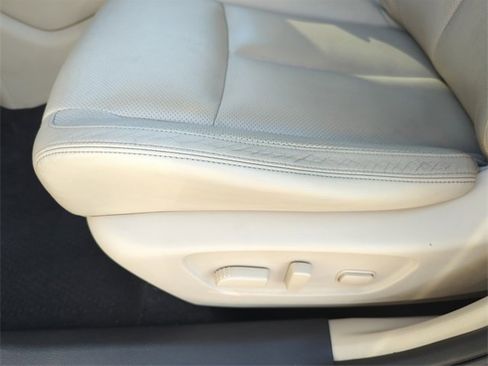 Used 2017 Nissan Rogue SL image 30