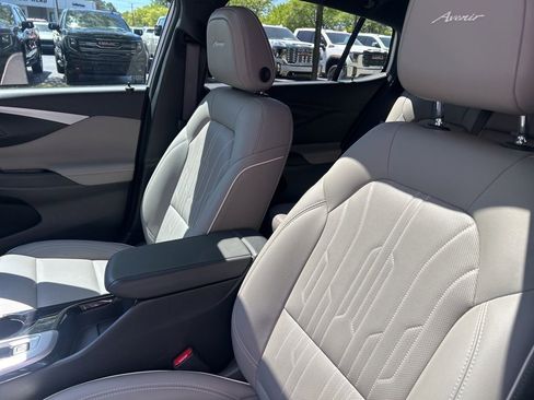 Used 2024 Buick Envista Avenir image 7