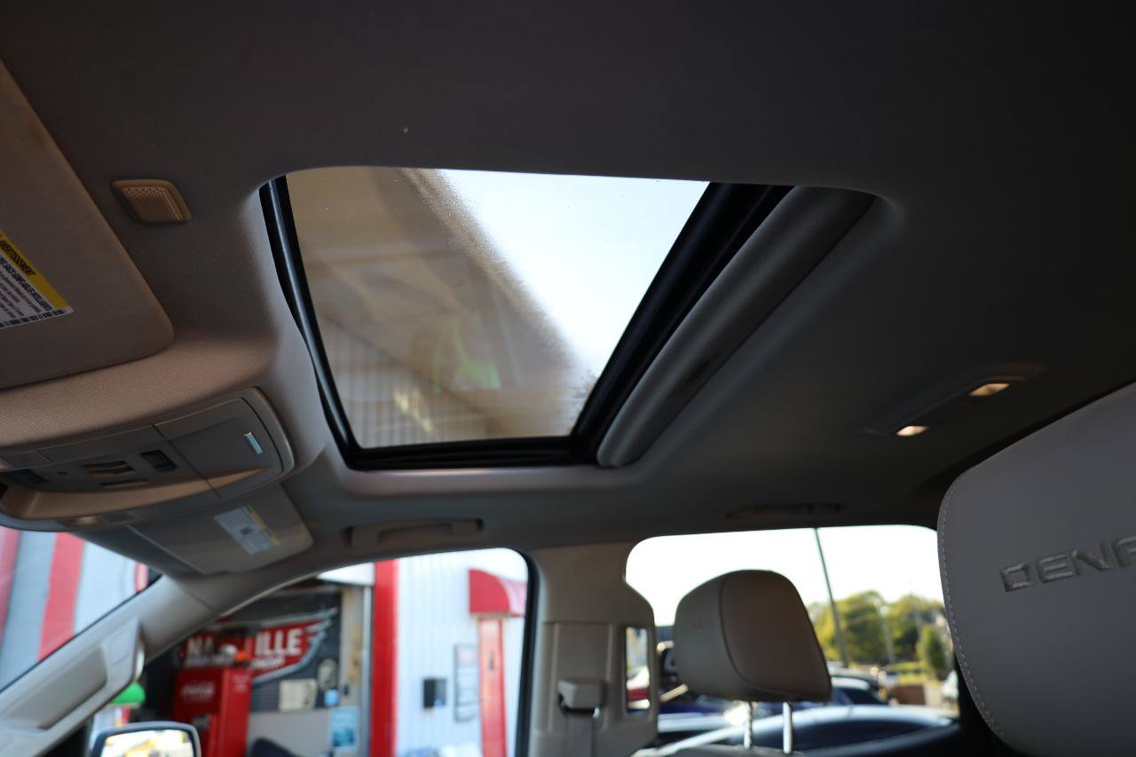 Used 2015 GMC Sierra 1500 Denali w/ Driver Alert Package AWD/4WD image 24