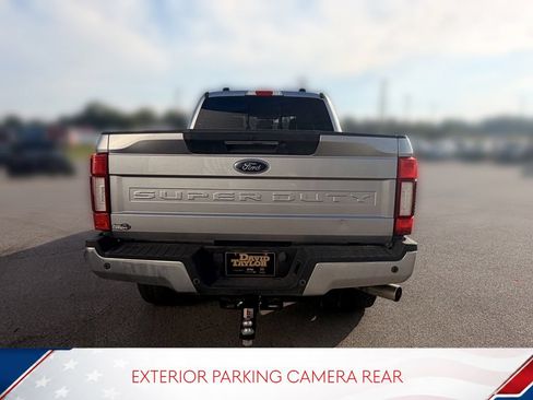 Used 2021 Ford F250 Lariat w/ Lariat Ultimate Package AWD/4WD image 9