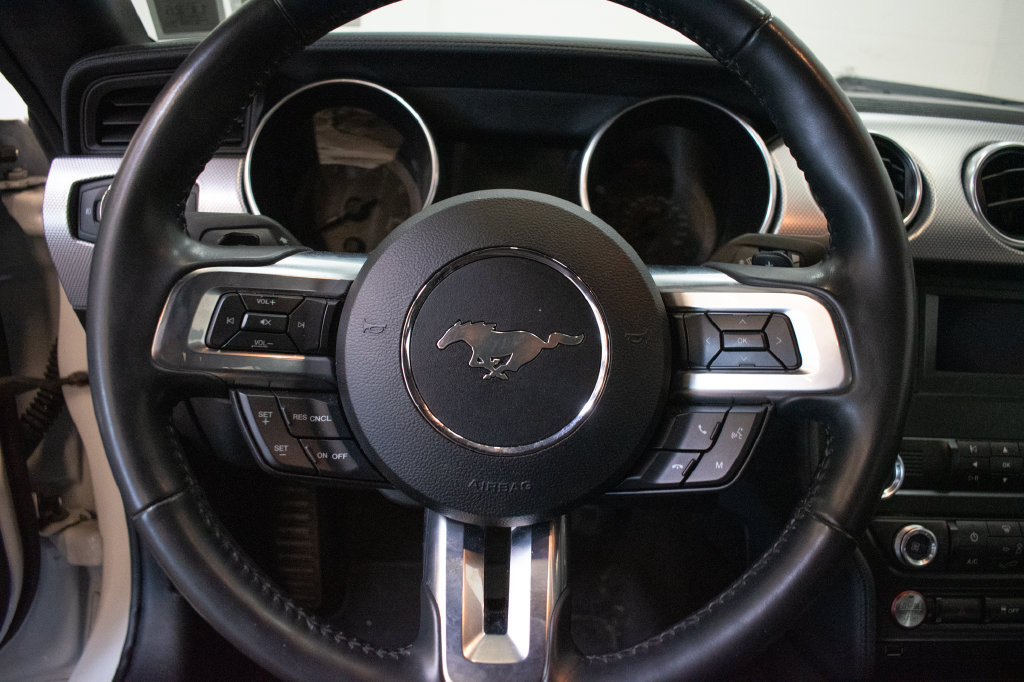 Used 2020 Ford Mustang GT RWD image 13