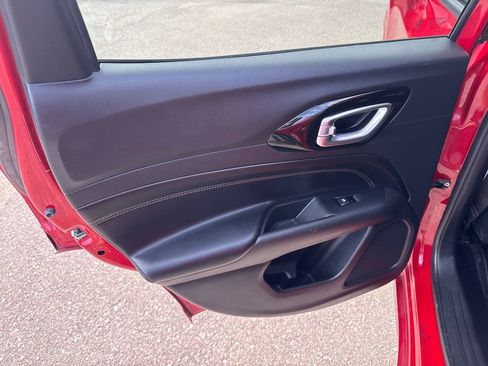 Used 2022 Jeep Compass Limited image 12