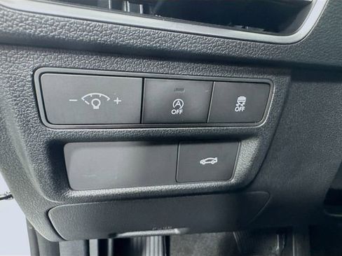 Used 2025 Hyundai Sonata SE FWD image 10