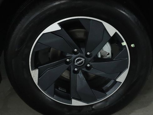 Certified 2026 Nissan Rogue SV image 10