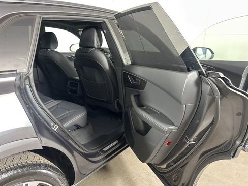 New 2026 Audi Q8 Premium Plus image 12