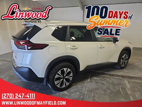 Used 2023 Nissan Rogue SV w/ SV Premium B Package AWD/4WD image 2