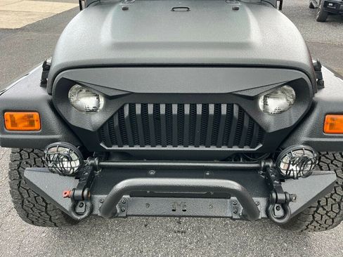 Used 2004 Jeep Wrangler Sport w/ Dual Top Group image 11