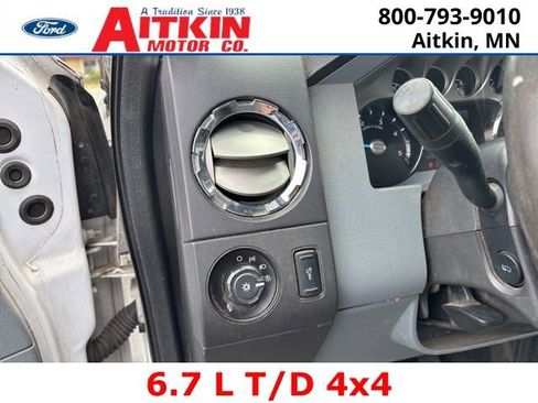 Used 2015 Ford F250 XLT w/ XLT Value Package image 9