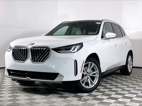 Certified 2025 BMW X3 xDrive30i image 2