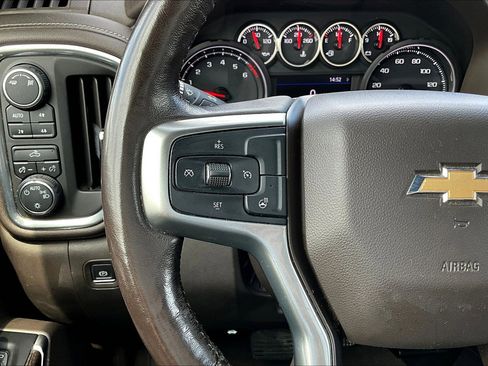 Used 2019 Chevrolet Silverado 1500 LT w/ All-Star Edition image 12