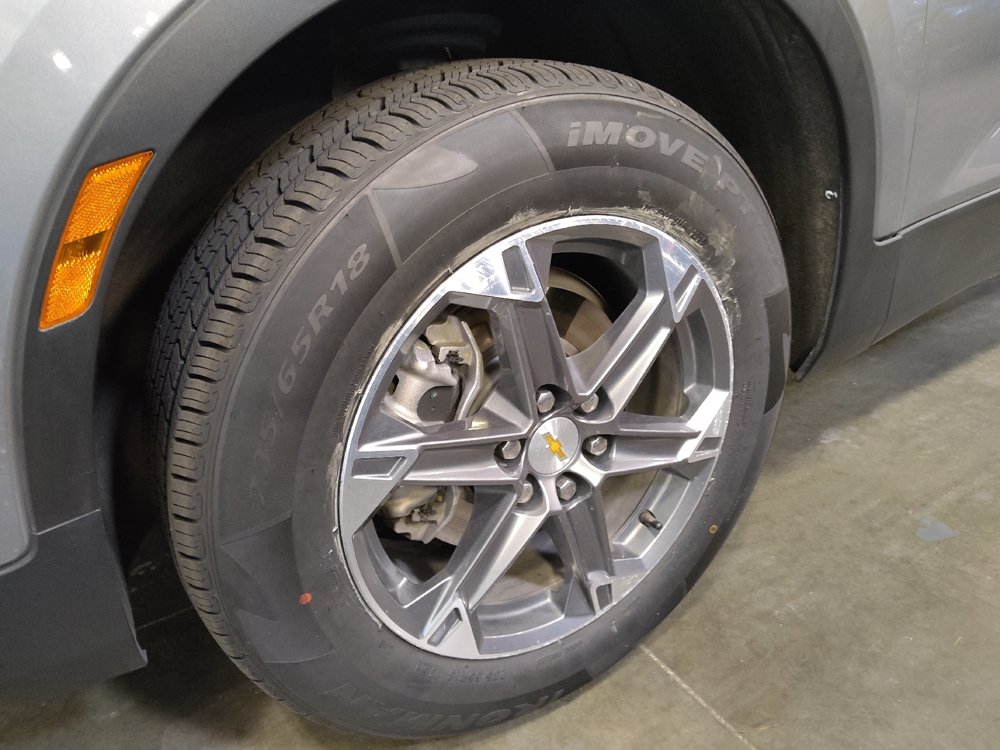 Used 2025 Chevrolet Blazer LT FWD image 31