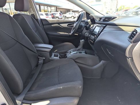 Used 2019 Nissan Rogue Sport S AWD/4WD image 31