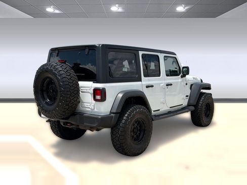 Used 2022 Jeep Wrangler Unlimited Sport AWD/4WD image 9