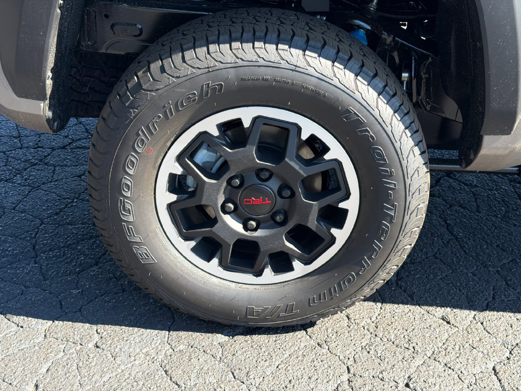 New 2026 Toyota Tacoma TRD Off-Road AWD/4WD image 21