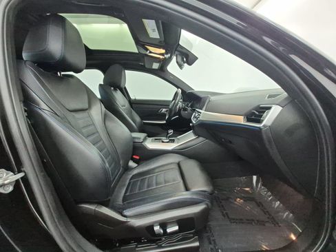 Used 2022 BMW 330e xDrive w/ M Sport Package AWD/4WD image 25