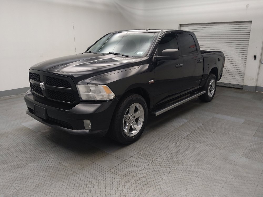 Used 2016 RAM 1500 Express w/ Popular Equipment Group AWD/4WD image 2