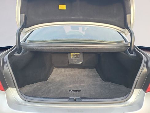 Used 2012 Lexus LS 460 w/ Comfort Pkg image 22