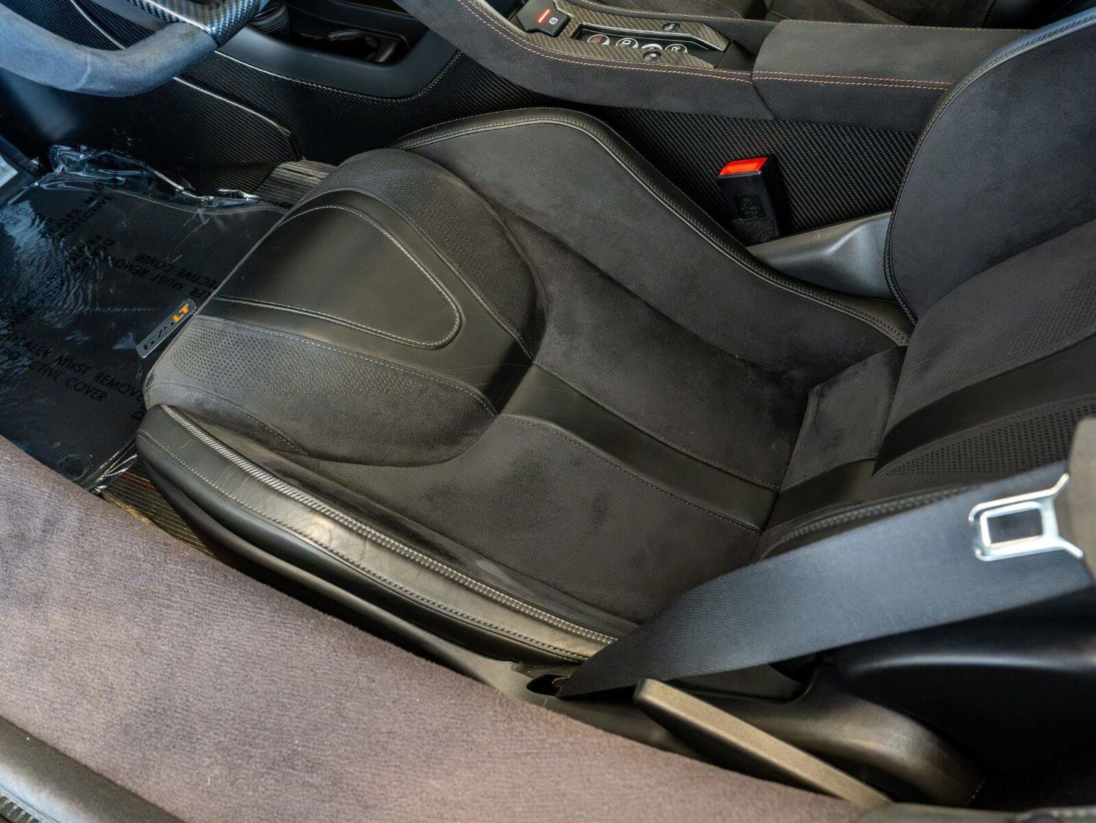 Used 2016 McLaren 675LT Coupe RWD image 63